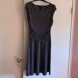 Short sleeve dress